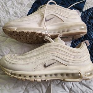 Well loved nike Air Max 97